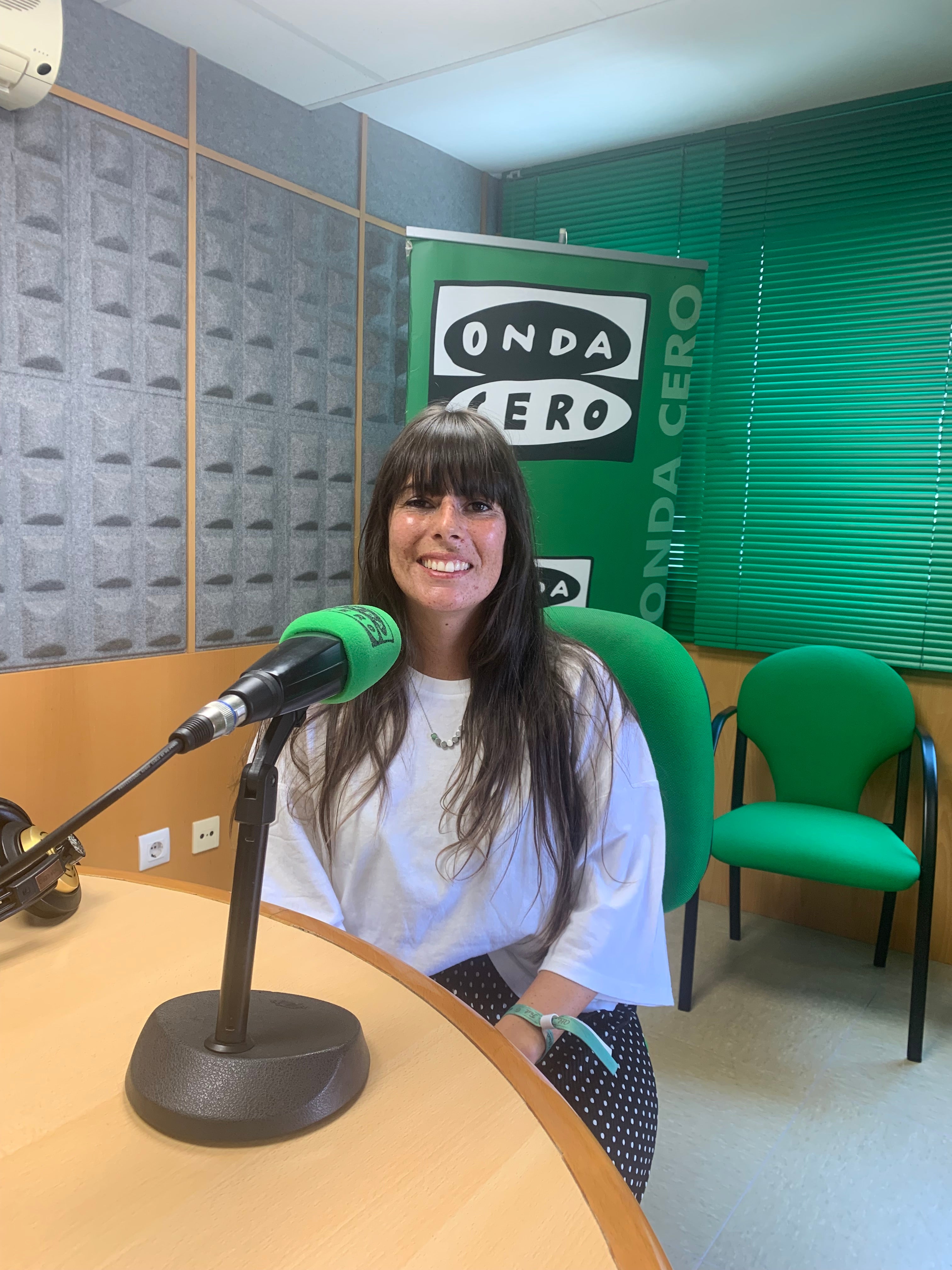 Laura Cachón desde a Bodega Paco&Lola Cachón en los estudios de Onda Cero Pontevedra