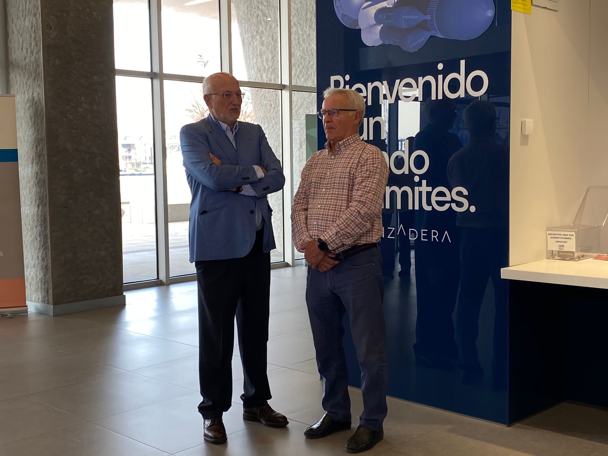 El Ayuntamiento de València cederá el Tinglado número 4 a Lanzadera ubicada en La Marina El Ayuntamiento de València cederá el Tinglado número 4 a Lanzadera ubicada en La Marina