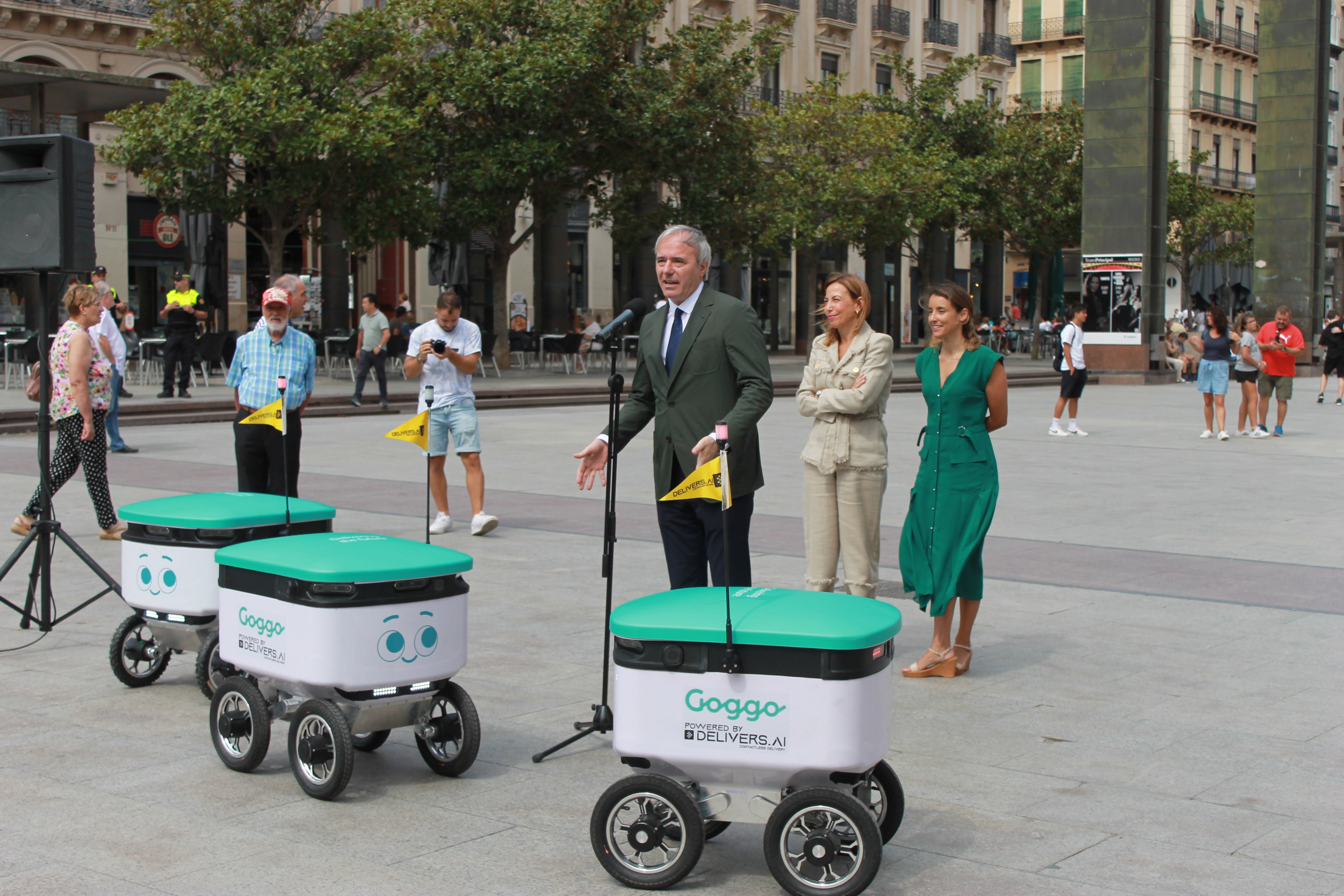 Robots autónomos harán repartos a domicilio en Zaragoza Robots autónomos harán repartos a domicilio en Zaragoza