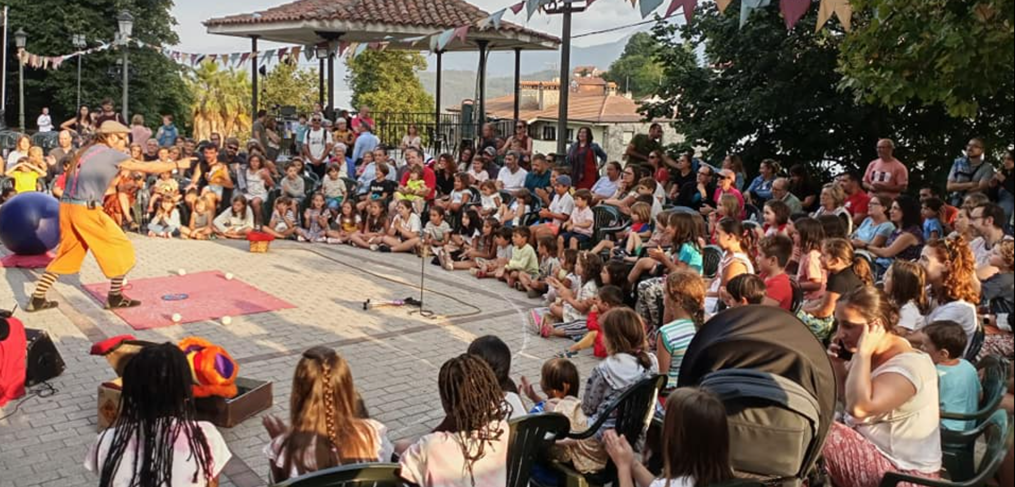 Clausurado con éxito del Festival de Artes Escénicas Las Tres Noches de Lastres Clausurado con éxito del Festival de Artes Escénicas Las Tres Noches de Lastres