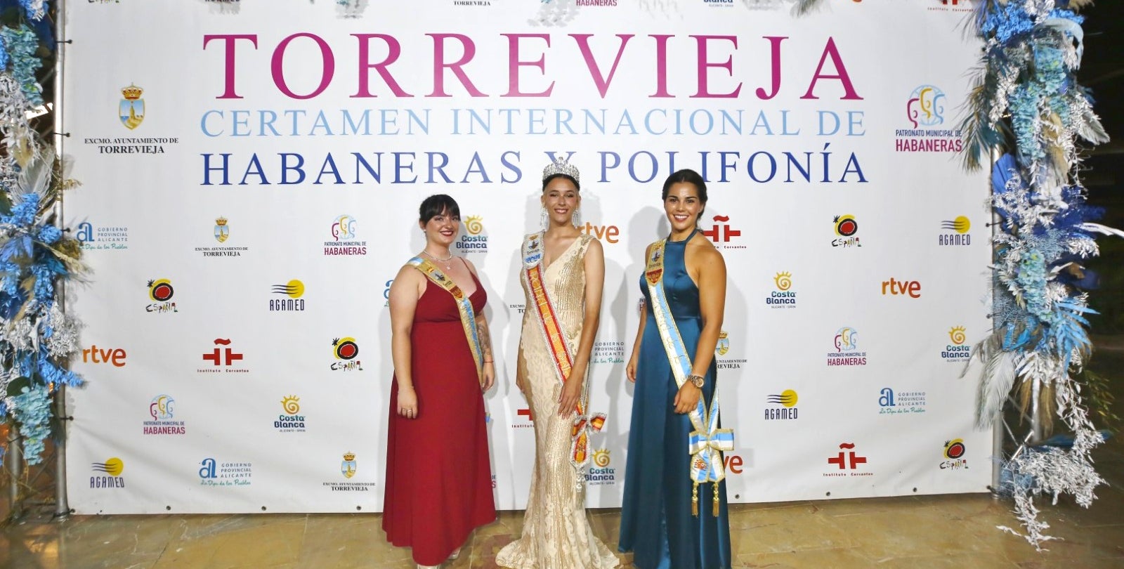 La concejalía de fiestas de Torrevieja presenta las bases para elección de reina y damas de la sal La concejalía de fiestas de Torrevieja presenta las bases para elección de reina y damas de la sal