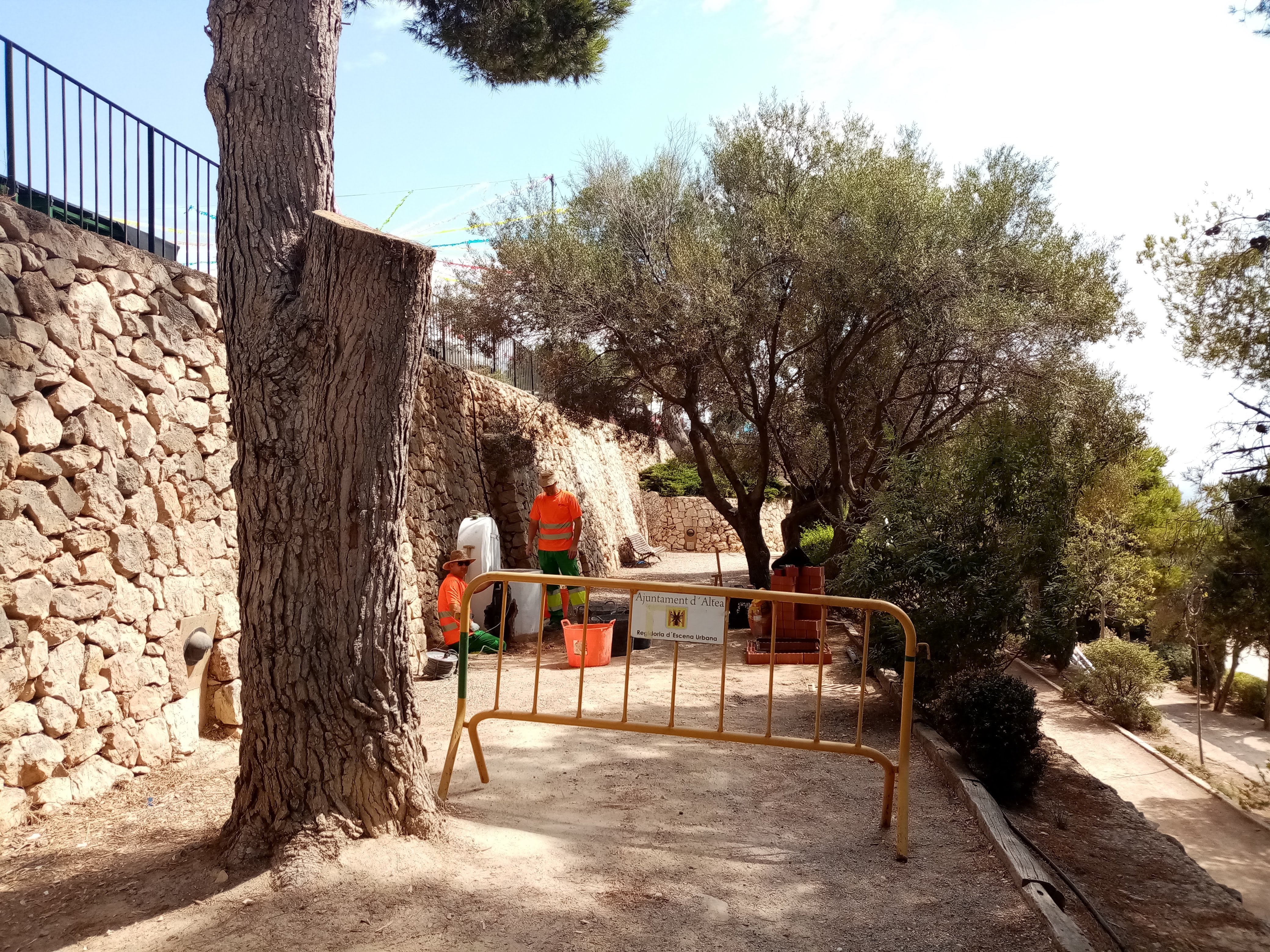 Altea pone en marcha un dispositivo especial para el Castell de L'Olla Altea pone en marcha un dispositivo especial para el Castell de L'Olla