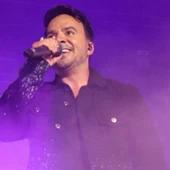 Luis Fonsi inicia su gira "Noche Perfecta" en Brilla Torrevieja Luis Fonsi inicia su gira "Noche Perfecta" en Brilla Torrevieja