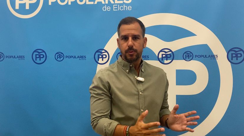 El Partido Popular de Elche vuelve a criticar la gestión de contratos menores para la iluminación de la Barraca Municipal El Partido Popular de Elche vuelve a criticar la gestión de contratos menores para la iluminación de la Barraca Municipal