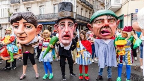 Gigantes y cabezudos Vitoria