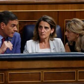 Pedro Sánchez, Teresa Ribera y Yolanda Díaz en el Congreso de los Diputados