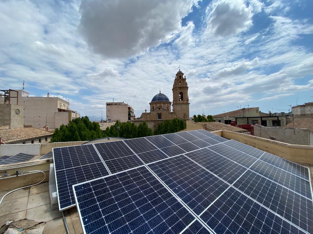Aspe instalará placas solares en los edificios municipales Aspe instalará placas solares en los edificios municipales