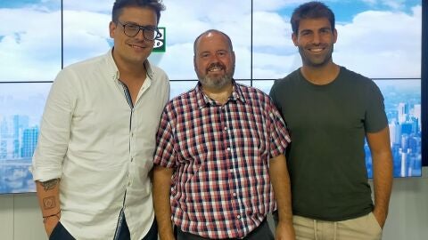 Joan Mena ha fet gala del seu sentit de l&rsquo;humor durant l&rsquo;entrevista i no ha abandonat el somriure per la fotografia de rigor