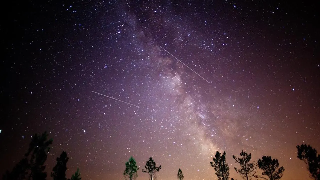 Cuándo son las perseidas en 2024: los mejores sitios para verlas