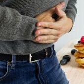 Salmonella, listeria... ¿cómo prevenir las intoxicaciones alimentarias? Síntomas, claves y consejos para evitarlas