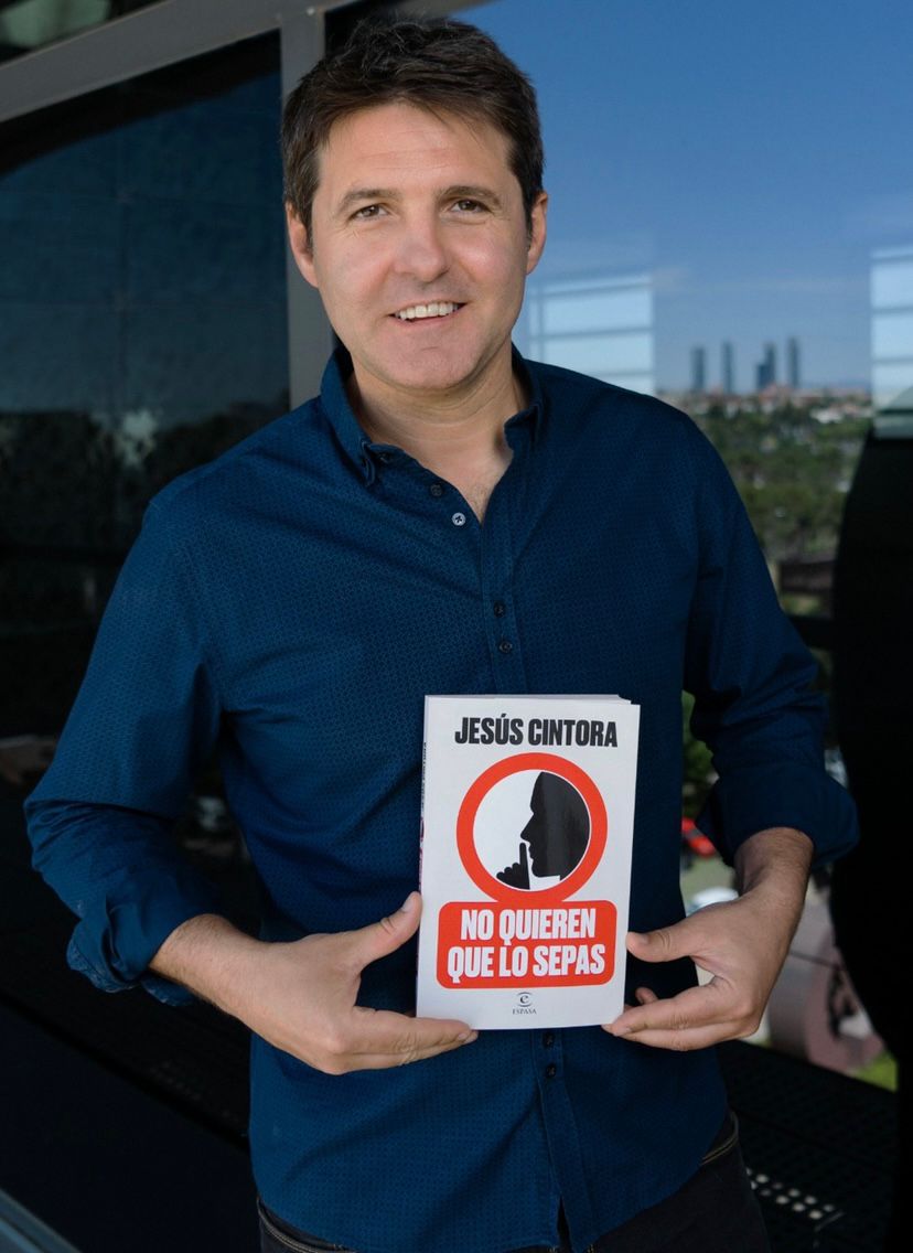 Jesús Cintora: “El periodismo debe ser contar lo que pasa, afecte a quien afecte” Jesús Cintora: “El periodismo debe ser contar lo que pasa, afecte a quien afecte”