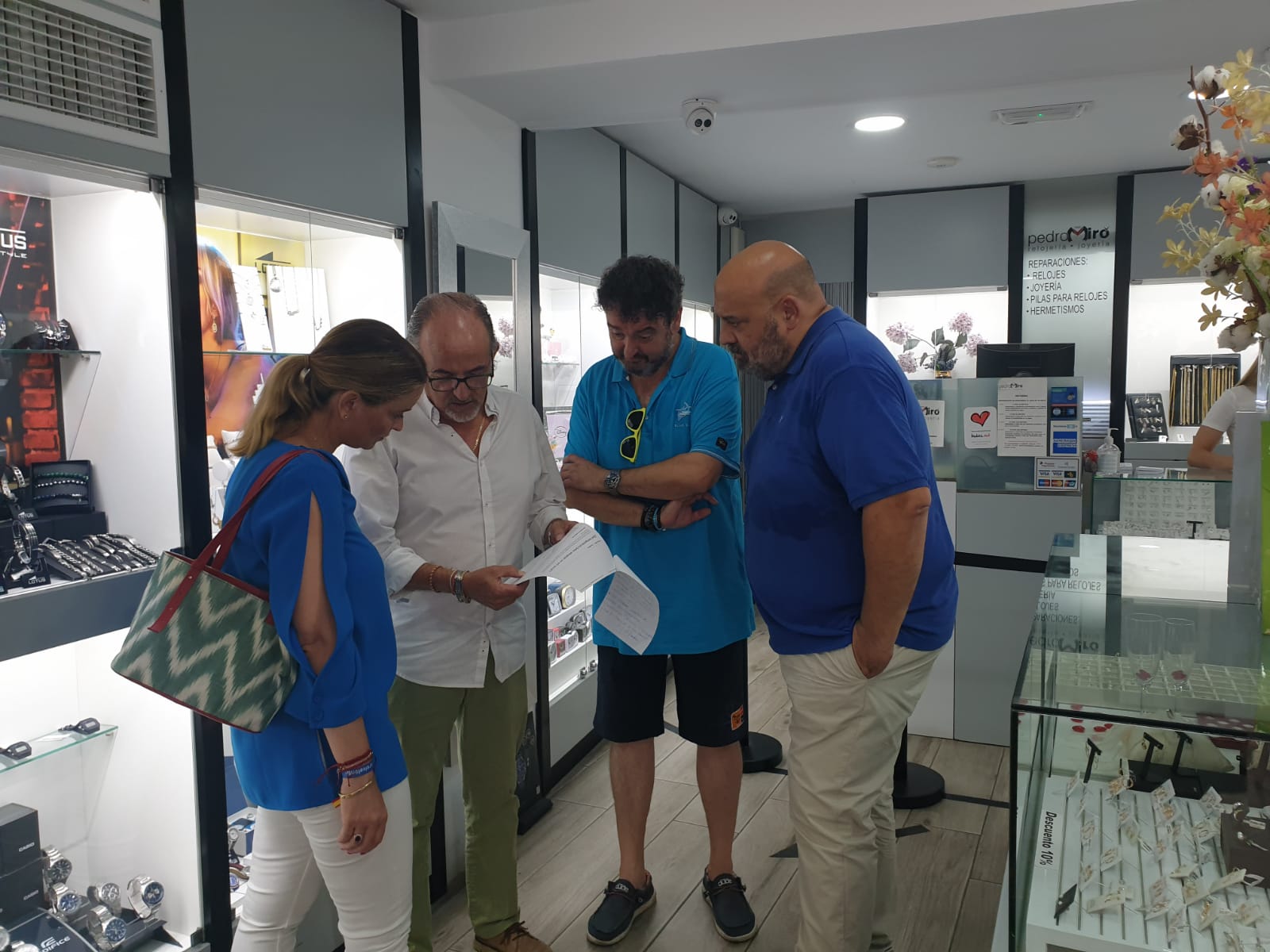 El PP lamenta que Armengol "no alce la voz" para defender las características de Baleares en el decreto de energía El PP lamenta que Armengol "no alce la voz" para defender las características de Baleares en el decreto de energía