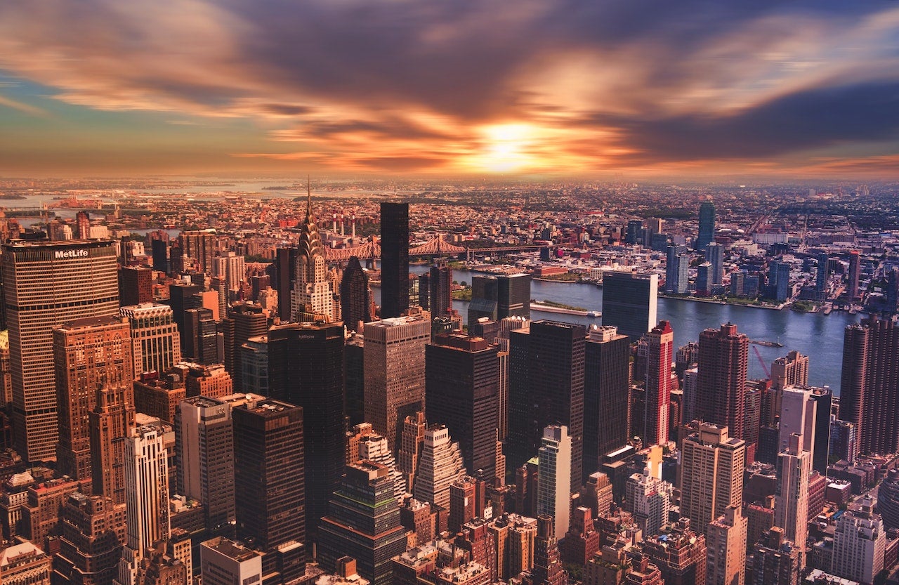 Pedro Torrijos: "Nueva York está iniciando operaciones urbanas similares a las que hizo Pontevedra hace más de una década" Pedro Torrijos: "Nueva York está iniciando operaciones urbanas similares a las que hizo Pontevedra hace más de una década"