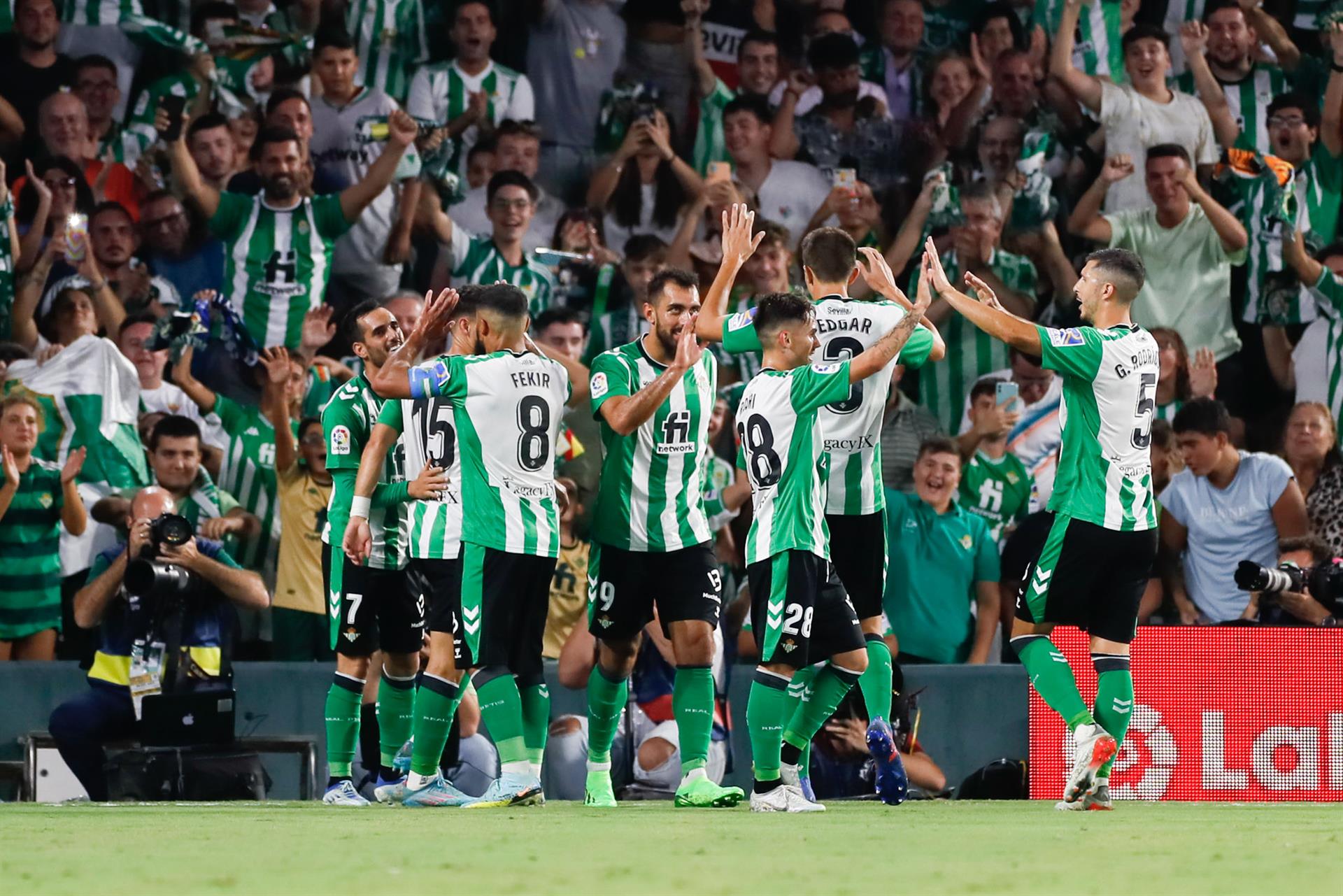Un Betis colíder en medio de los problemas económicos Un Betis colíder en medio de los problemas económicos