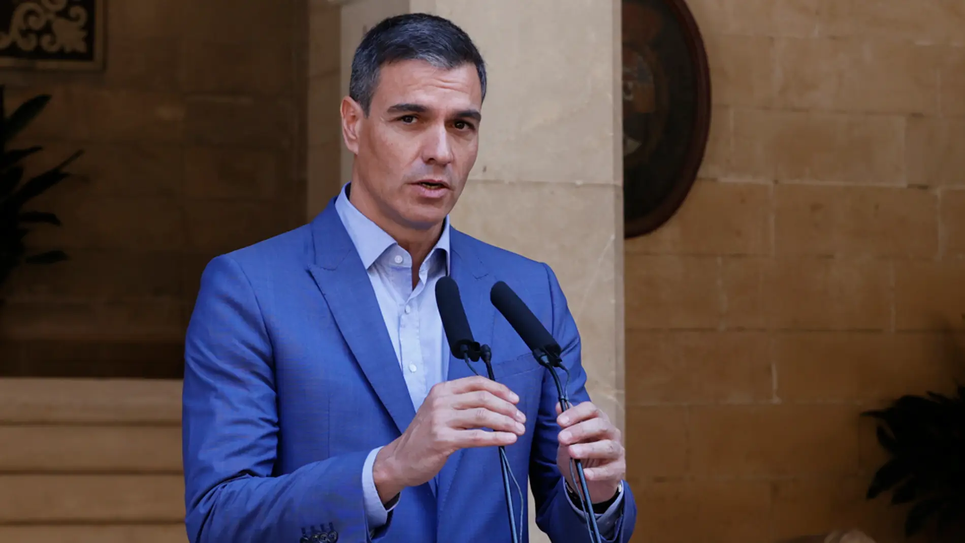 Pedro Sánchez niega una crisis de Gobierno y acusa a los medios de "intoxicar"