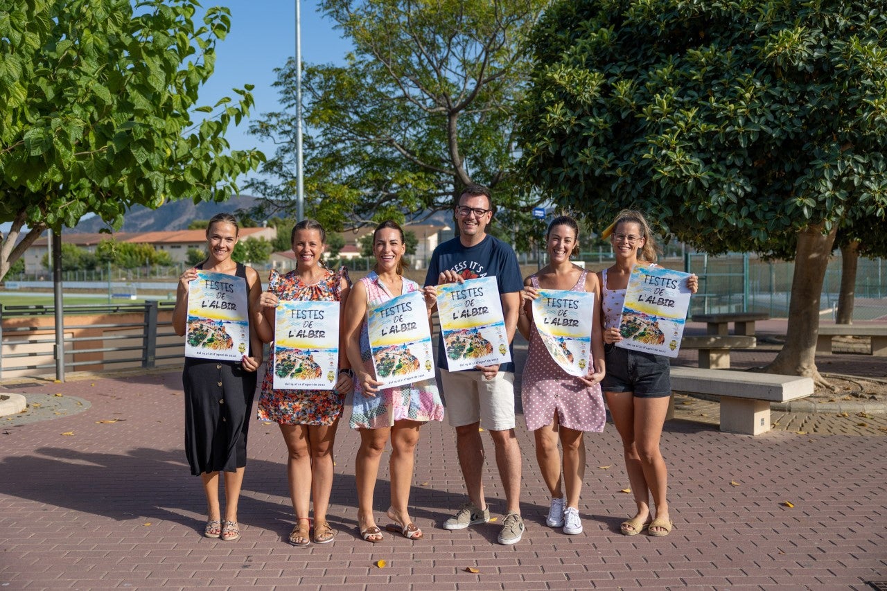 Los mayorales de L'Alfàs del Pi preparan las Fiestas del Albir Los mayorales de L'Alfàs del Pi preparan las Fiestas del Albir