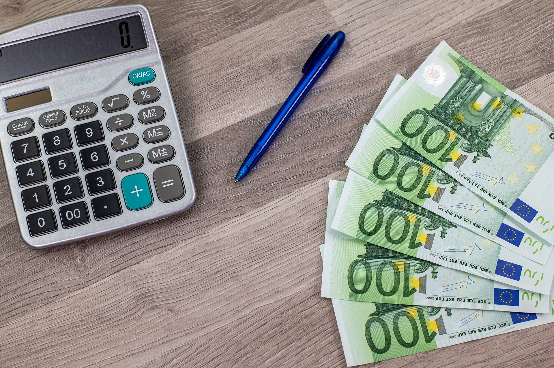 Simulador de la pensión de jubilación: así puedes calcular el dinero que recibirás al dejar de trabajar Simulador de la pensión de jubilación: así puedes calcular el dinero que recibirás al dejar de trabajar