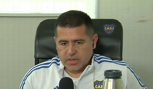 Riquelme: "Cavani me dijo que lo tenía todo atado con el Villarreal" Riquelme: "Cavani me dijo que lo tenía todo atado con el Villarreal"