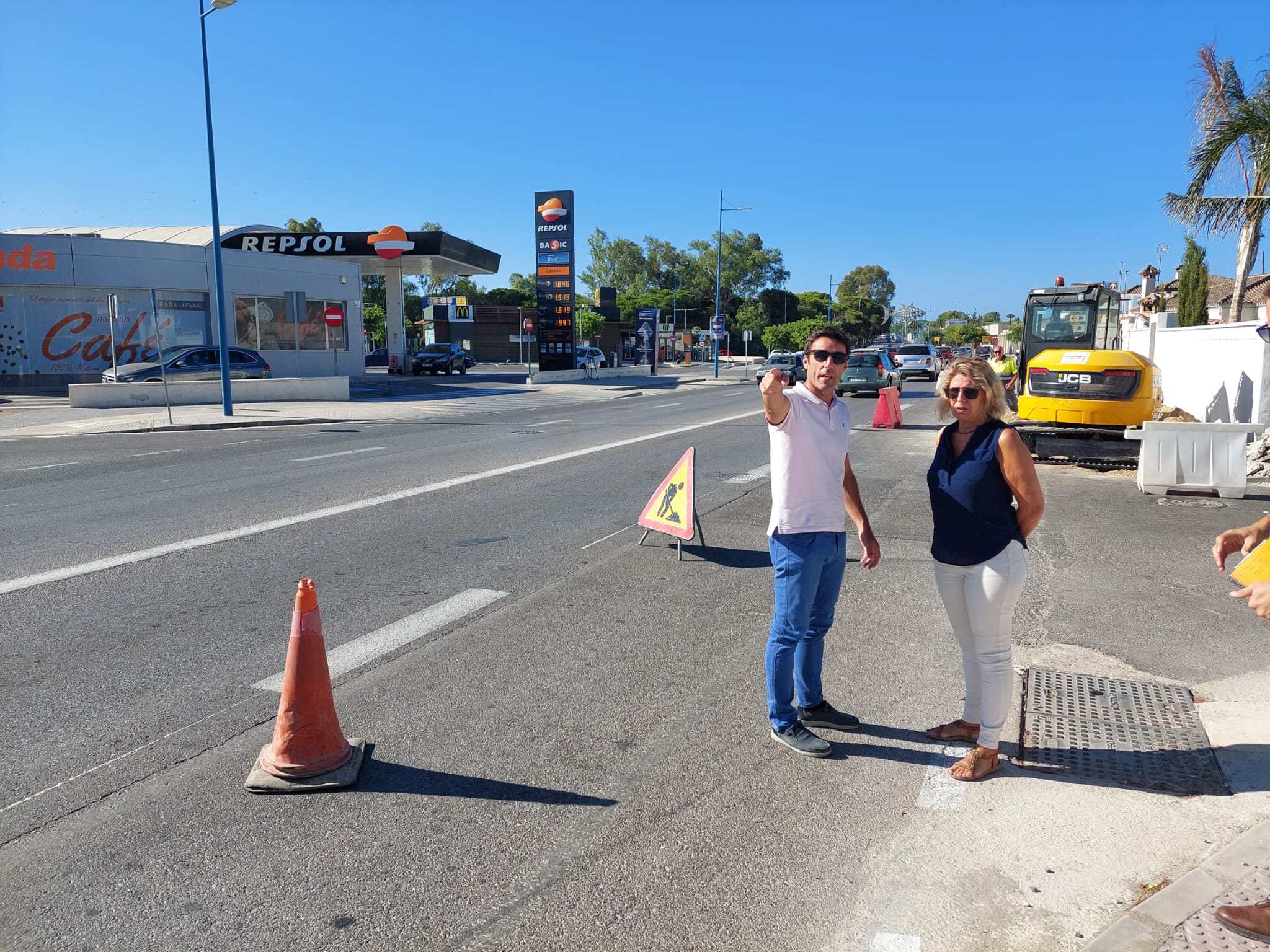 Chiclana ejecuta la reurbanización de la avenida de Molino Viejo entre Salmorejo y el Atún Chiclana ejecuta la reurbanización de la avenida de Molino Viejo entre Salmorejo y el Atún