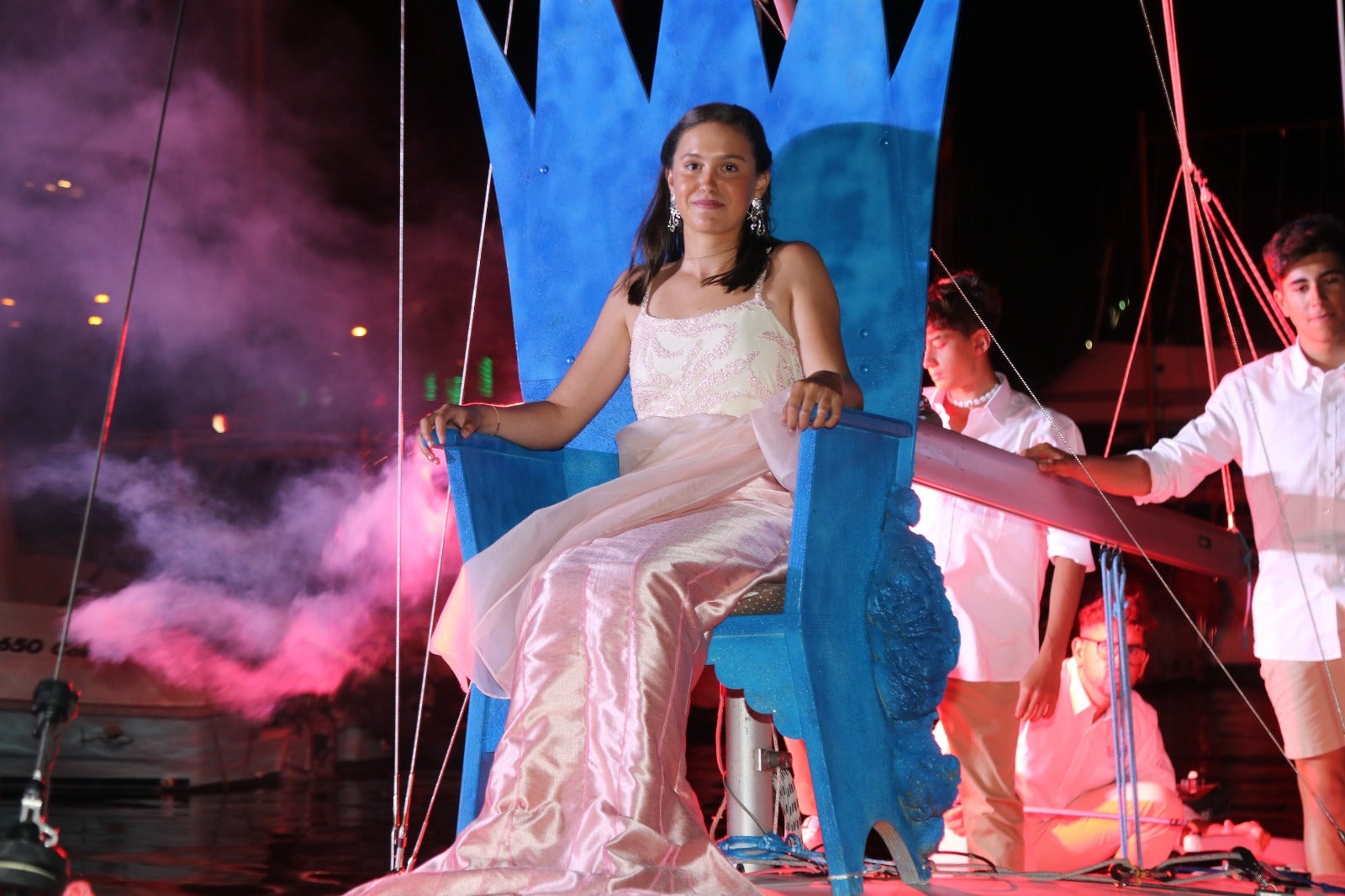 Leonor Romero se convierte en la nueva Sirena del Real Club Náutico de Torrevieja Leonor Romero se convierte en la nueva Sirena del Real Club Náutico de Torrevieja