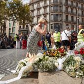 Imagen de archivo de un acto de homenaje en las Ramblas de Barcelona en memoria de las víctimas del atentado del 17-A.