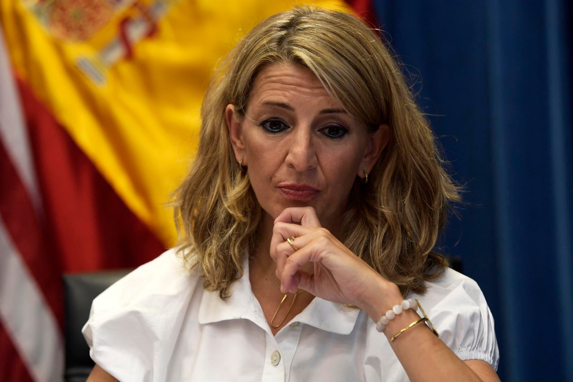 Yolanda Díaz insiste en dar la razón a los sindicatos para manifestarse contra la CEOE Yolanda Díaz insiste en dar la razón a los sindicatos para manifestarse contra la CEOE