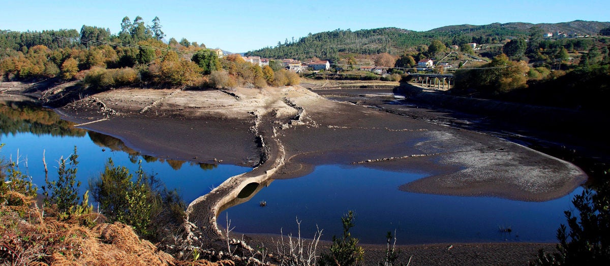 Los embalses gallegos continúan perdiendo agua Los embalses gallegos continúan perdiendo agua