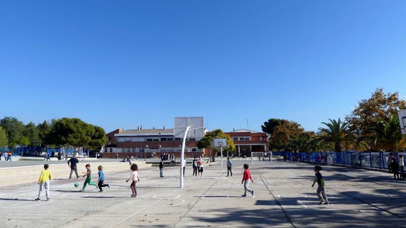 El Grupo Ciudadanos en el Ayuntamiento de Benidorm propone dotar de zonas de sombra a los colegios y áreas infantiles en parques El Grupo Ciudadanos en el Ayuntamiento de Benidorm propone dotar de zonas de sombra a los colegios y áreas infantiles en parques