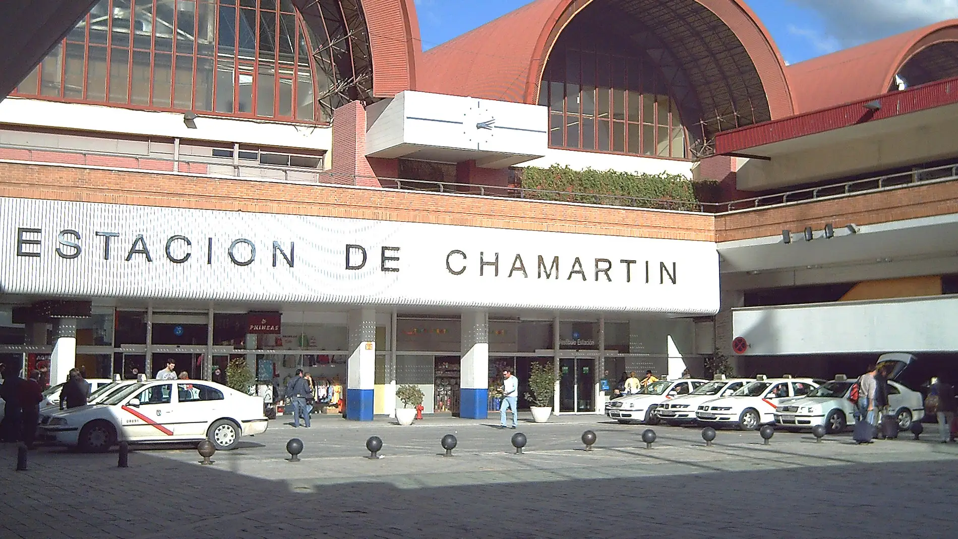 La cabecera de los trenes Madrid-Alicante-Murcia se mudan de Atocha a Chamartín este verano