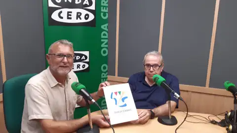 Juan Carlos Fresneda y Óscar Llopis en Onda Cero Alicante Juan Carlos Fresneda y Óscar Llopis en Onda Cero Alicante