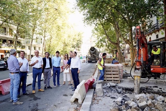 Las líneas 40 y 41 amplían su trayecto hasta Reyes Católicos donde pararán a partir del 12 de septiembre Las líneas 40 y 41 amplían su trayecto hasta Reyes Católicos donde pararán a partir del 12 de septiembre