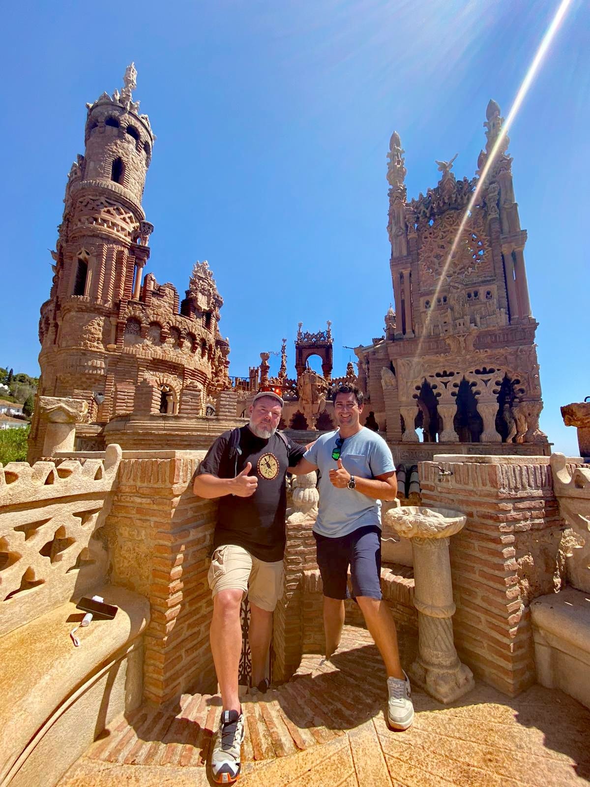 La España Mágica: Benalmádena, el Castillo Colomares, el Castillo de Colón La España Mágica: Benalmádena, el Castillo Colomares, el Castillo de Colón