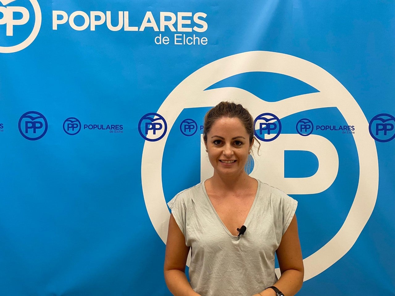 El Partido Popular insiste: "Mariola Galiana es incapaz de gestionar las fiestas de una gran ciudad como Elche" El Partido Popular insiste: "Mariola Galiana es incapaz de gestionar las fiestas de una gran ciudad como Elche"
