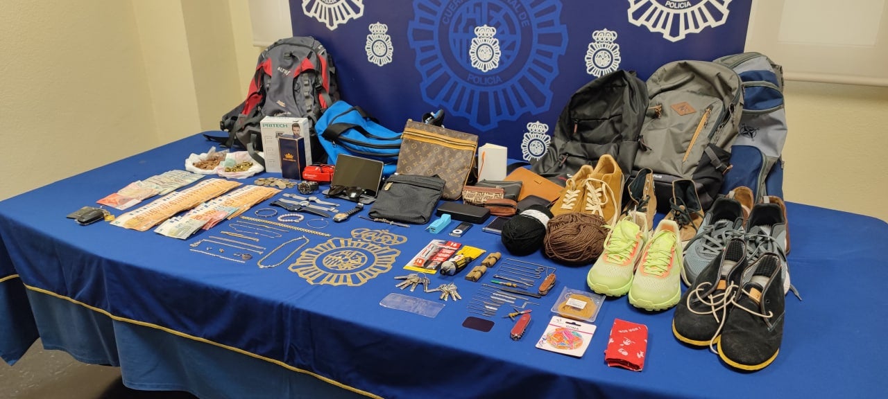 Cae una cuarta banda que asaltaba pisos este verano en Aragón Cae una cuarta banda que asaltaba pisos este verano en Aragón