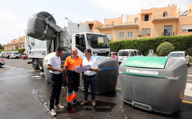 Marbella intensifica el dispositivo de limpieza para atender a una población que ha superado, este mes de agosto, los 400.000 habitantes Marbella intensifica el dispositivo de limpieza para atender a una población que ha superado, este mes de agosto, los 400.000 habitantes