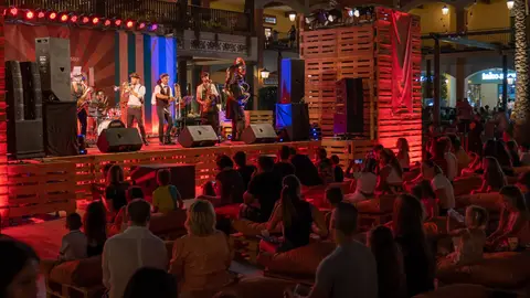 Festival de verano de Plaza Mayor Un año más, llegó la época estival y en Plaza Mayor lo celebramos por todo lo alto con el evento de la temporada. Llega el ansiado Festival de verano de Plaza Mayor