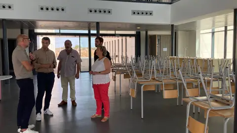 El Ayuntamiento de Torrevieja realizará 80 actuaciones en todos los centros escolares 