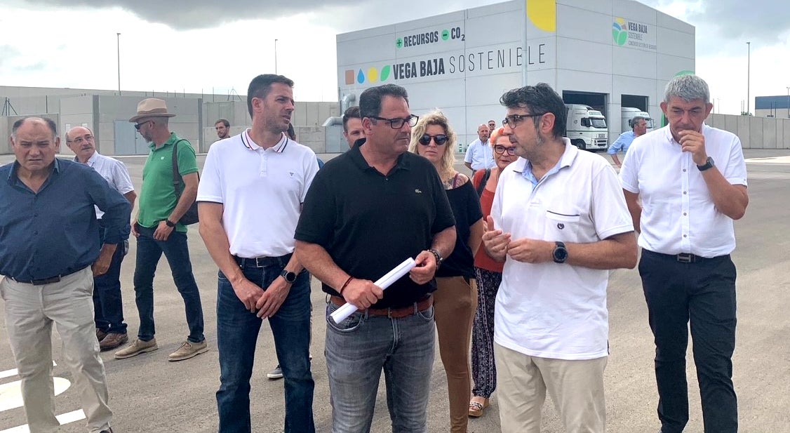 "La Planta de transferencia de Dolores ahorra, dinero, tiempo, combustible y menos impacto al medioambiente" "La Planta de transferencia de Dolores ahorra, dinero, tiempo, combustible y menos impacto al medioambiente"