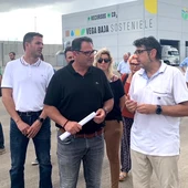 "La Planta de transferencia de Dolores ahorra, dinero, tiempo, combustible y menos impacto al medioambiente" "La Planta de transferencia de Dolores ahorra, dinero, tiempo, combustible y menos impacto al medioambiente"