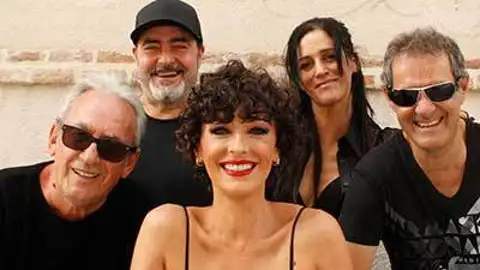 La banda de músicos de Joaquín Sabina actuará mañana en la Plaza Mayor de Palencia en sustitución del Violinista Rebelde