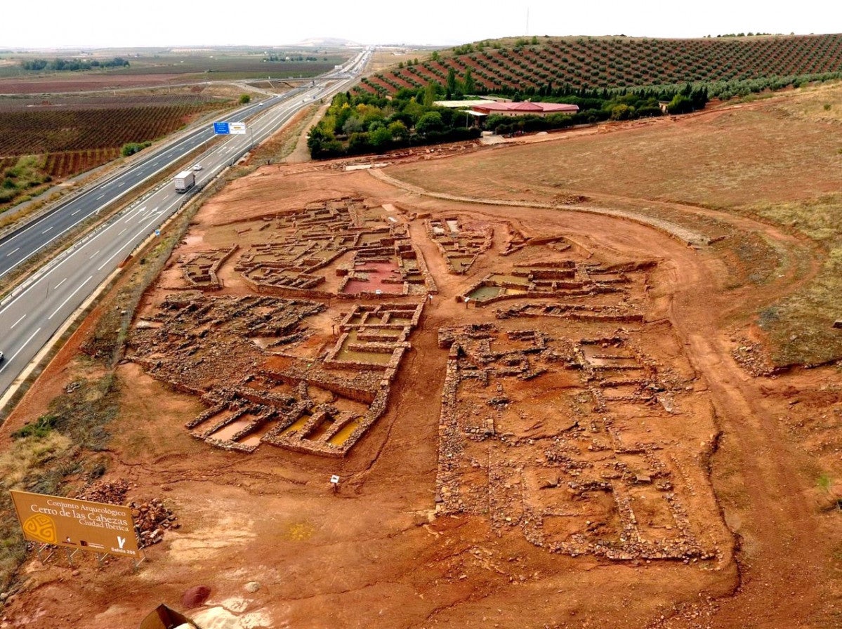 El 'Cerro de las Cabezas' de Valdepeñas se convertirá este mes en Parque Arqueológico El 'Cerro de las Cabezas' de Valdepeñas se convertirá este mes en Parque Arqueológico