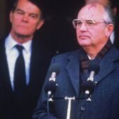 El Orden Mundial: Antes y después de Gorbachov