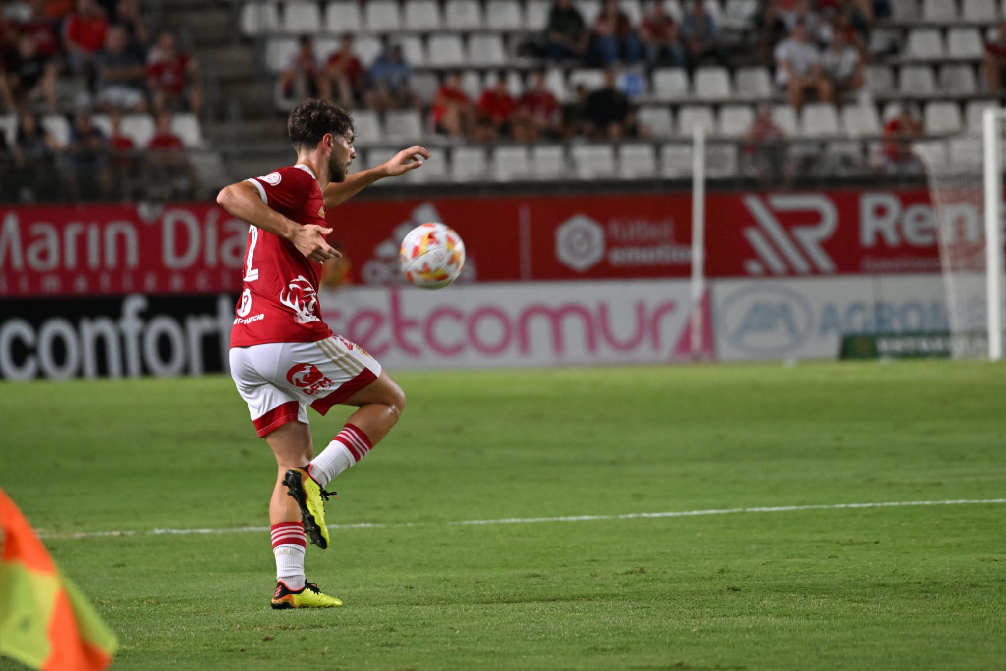 Javi Rueda: "El Real Murcia tiene mucha repercusión y mueve a toda una ciudad" Javi Rueda: "El Real Murcia tiene mucha repercusión y mueve a toda una ciudad"