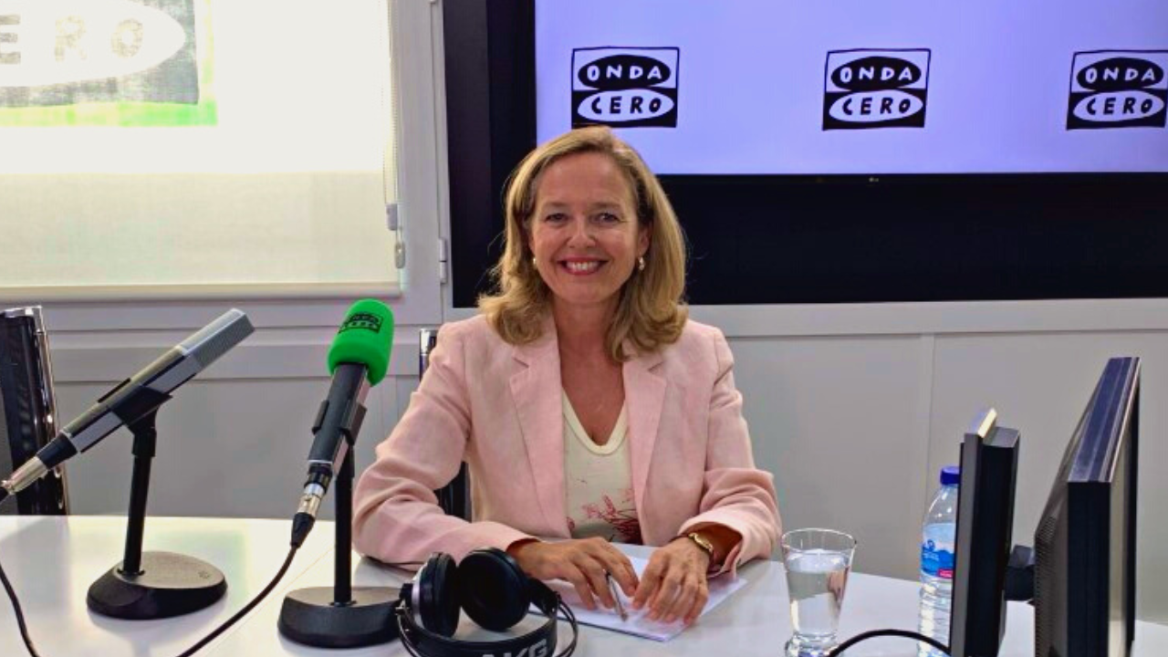 Nadia Calviño: “La previsión es que los tipos de interés sigan subiendo” Nadia Calviño: “La previsión es que los tipos de interés sigan subiendo”