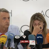 Burón compareciendo en rueda de prensa Burón compareciendo en rueda de prensa
