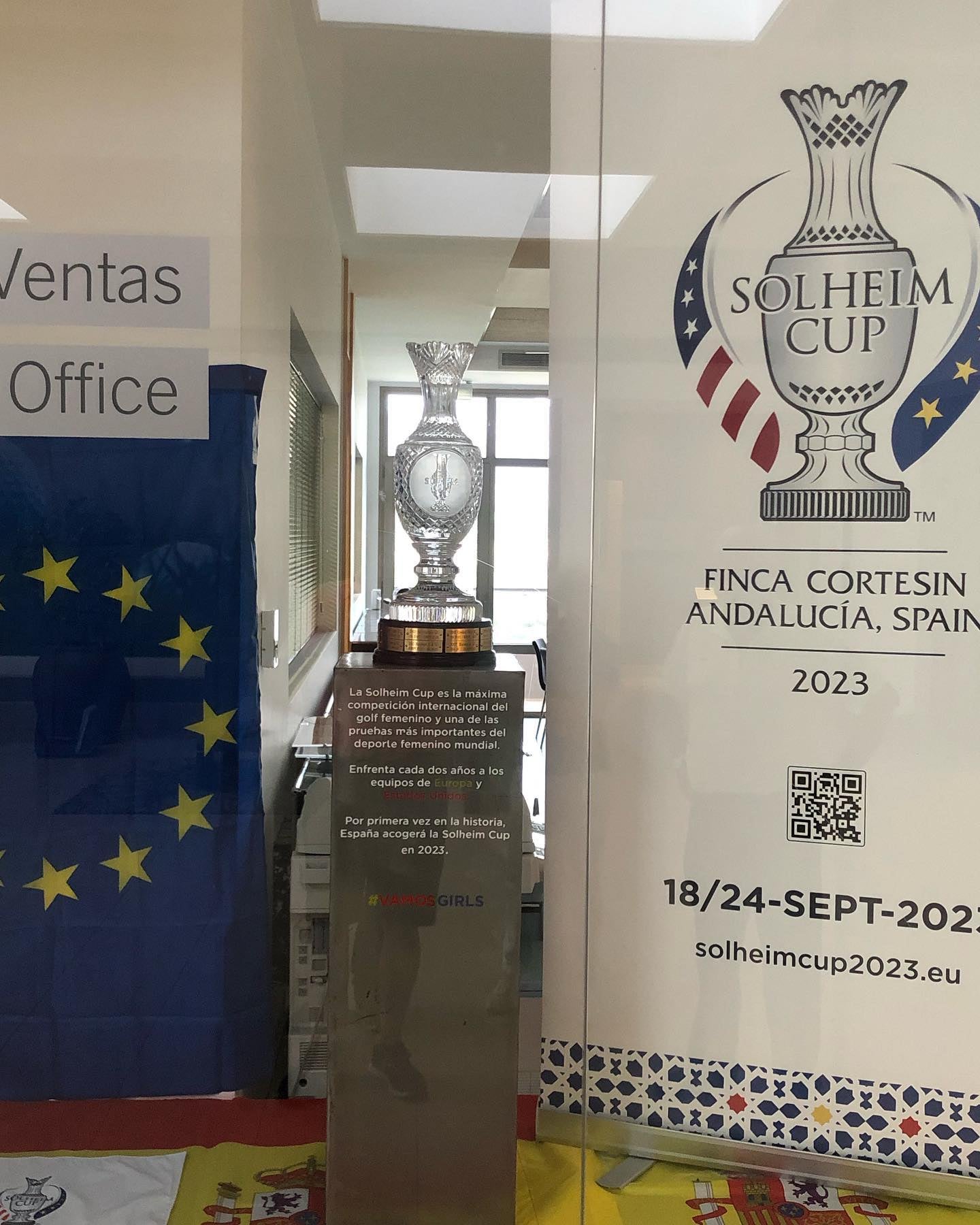 El trofeo de la Solheim Cup estará expuesto hasta este domingo en Alenda Golf El trofeo de la Solheim Cup estará expuesto hasta este domingo en Alenda Golf