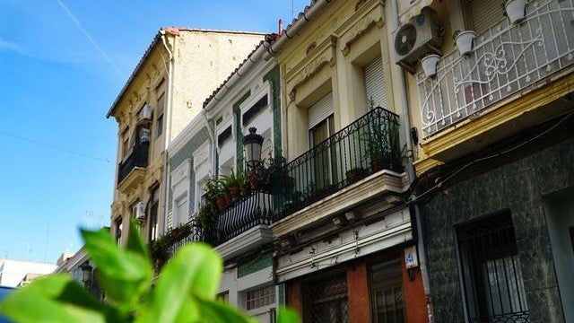 Dos millones para seguir rehabilitando viviendas en El Cabanyal Dos millones para seguir rehabilitando viviendas en El Cabanyal