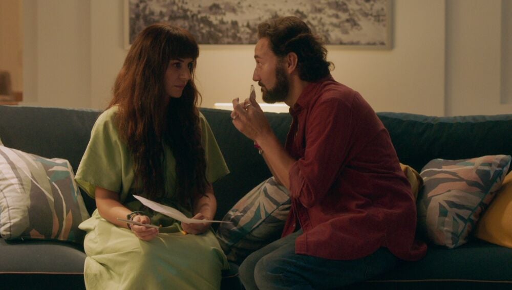 Miren Ibarguren, protagonista de "El Test": "No hay que tomar decisiones importantes en las cenas de amigos" Miren Ibarguren, protagonista de "El Test": "No hay que tomar decisiones importantes en las cenas de amigos"