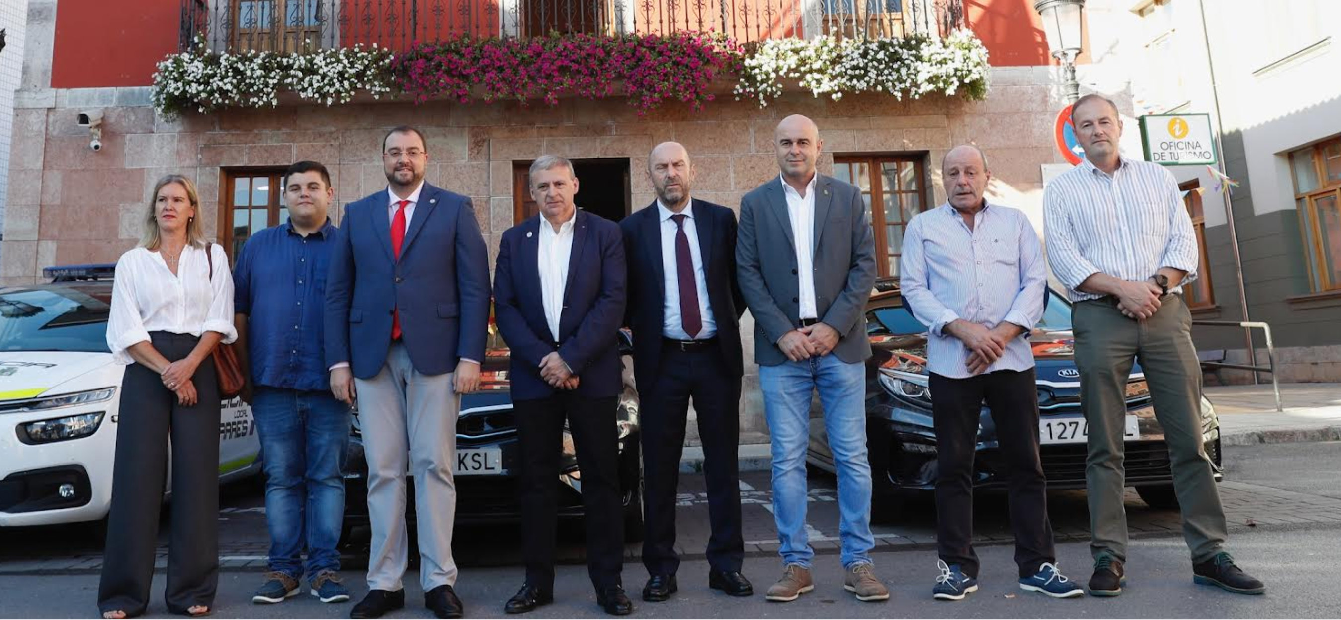 Adrián Barbón pidió perdón a los parragueses por el retraso de las obras contra las riadas Adrián Barbón pidió perdón a los parragueses por el retraso de las obras contra las riadas
