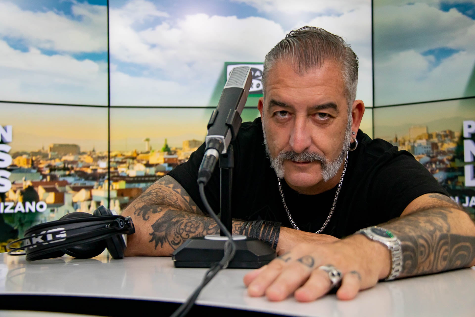 Fernando Eiras: "Simón Pérez y Silvia Charro tenían razón sobre las hipotecas a tipo fijo" Fernando Eiras: "Simón Pérez y Silvia Charro tenían razón sobre las hipotecas a tipo fijo"